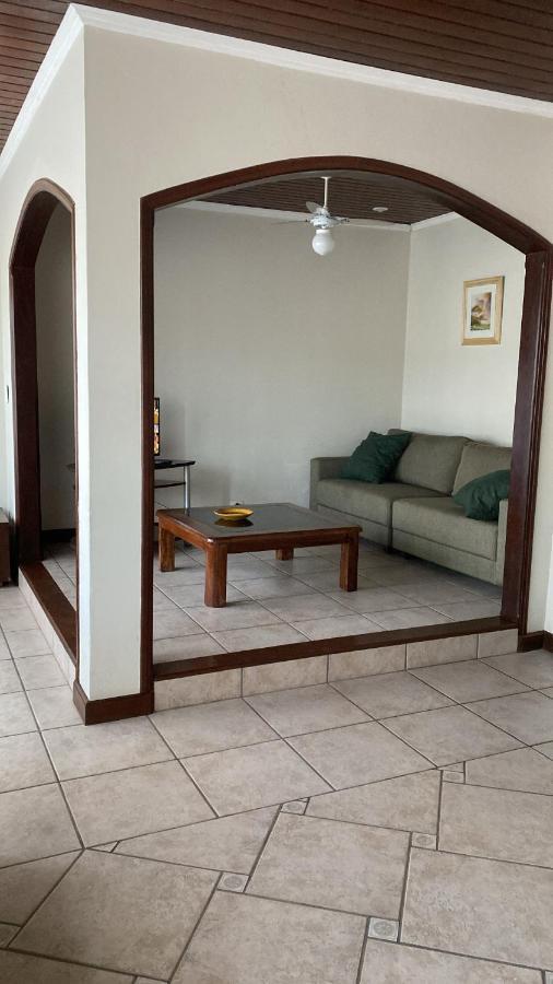 Casa Aconchegante E Localizacao Maravilhosa. Villa Itanhaém Kültér fotó